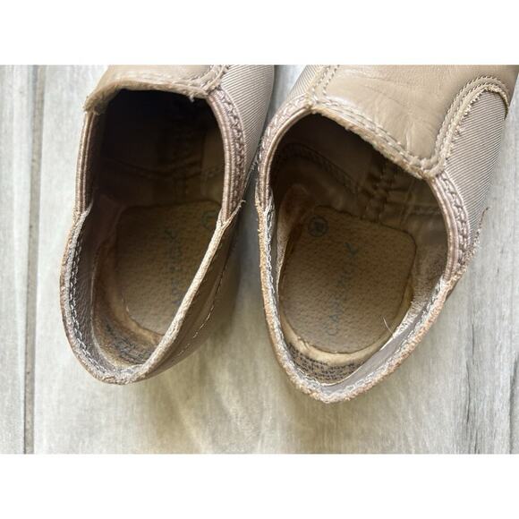 Capezio Tan Kids Shoes - Picture 2 of 4